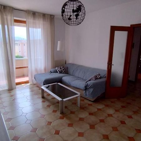 Apartament La Casa Dei Viaggiatori - Viareggio - Posto Auto Gratuito Zewnętrze zdjęcie